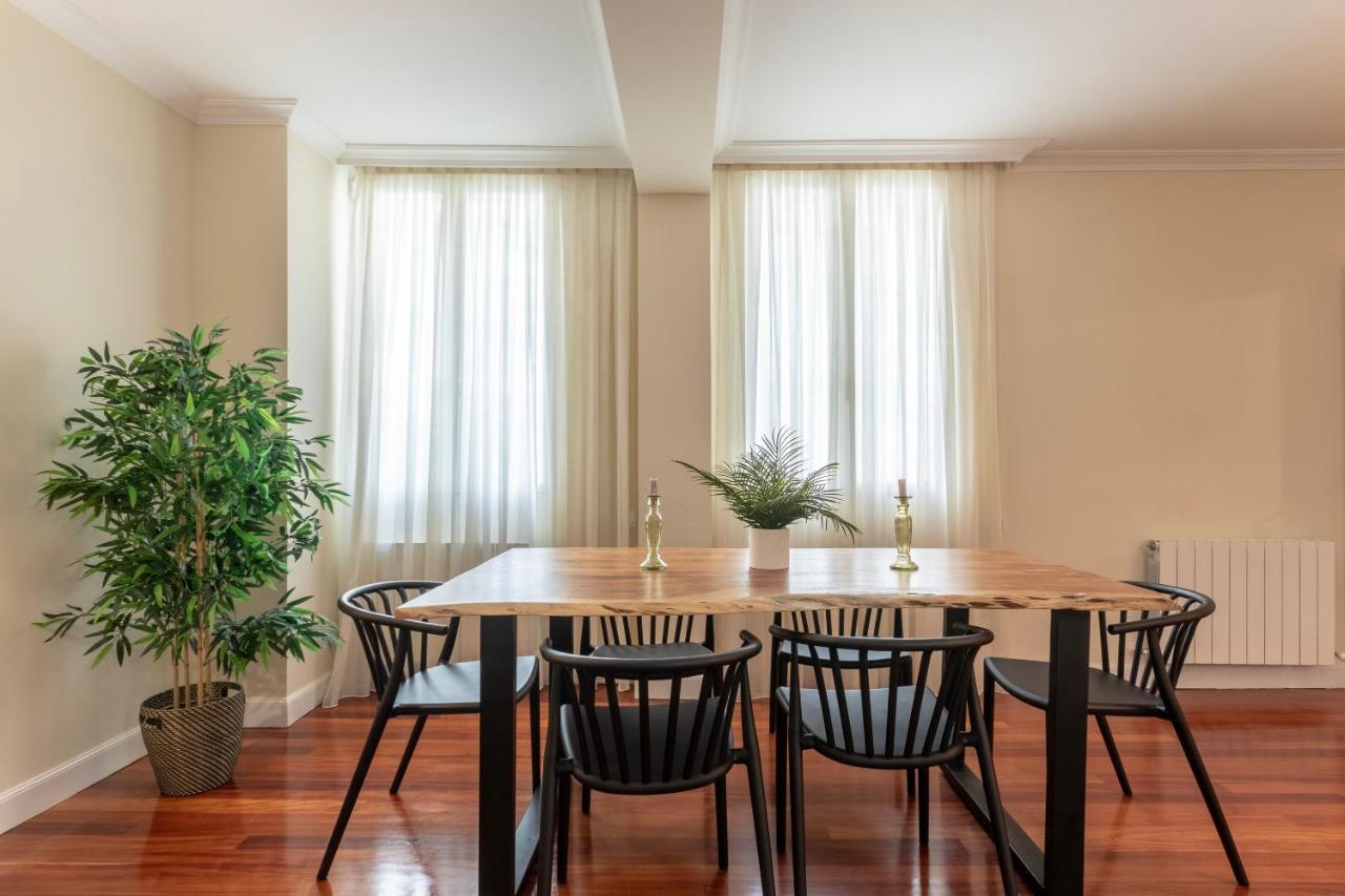 Akomodat En Apartamento En El Centro De Bilbao Con Parking 외부 사진