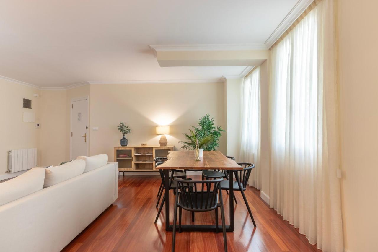 Akomodat En Apartamento En El Centro De Bilbao Con Parking 외부 사진