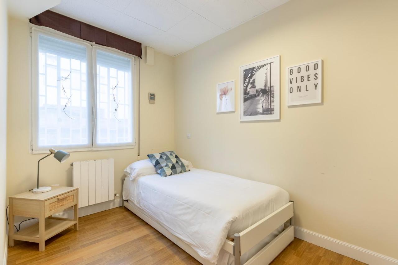Akomodat En Apartamento En El Centro De Bilbao Con Parking 외부 사진