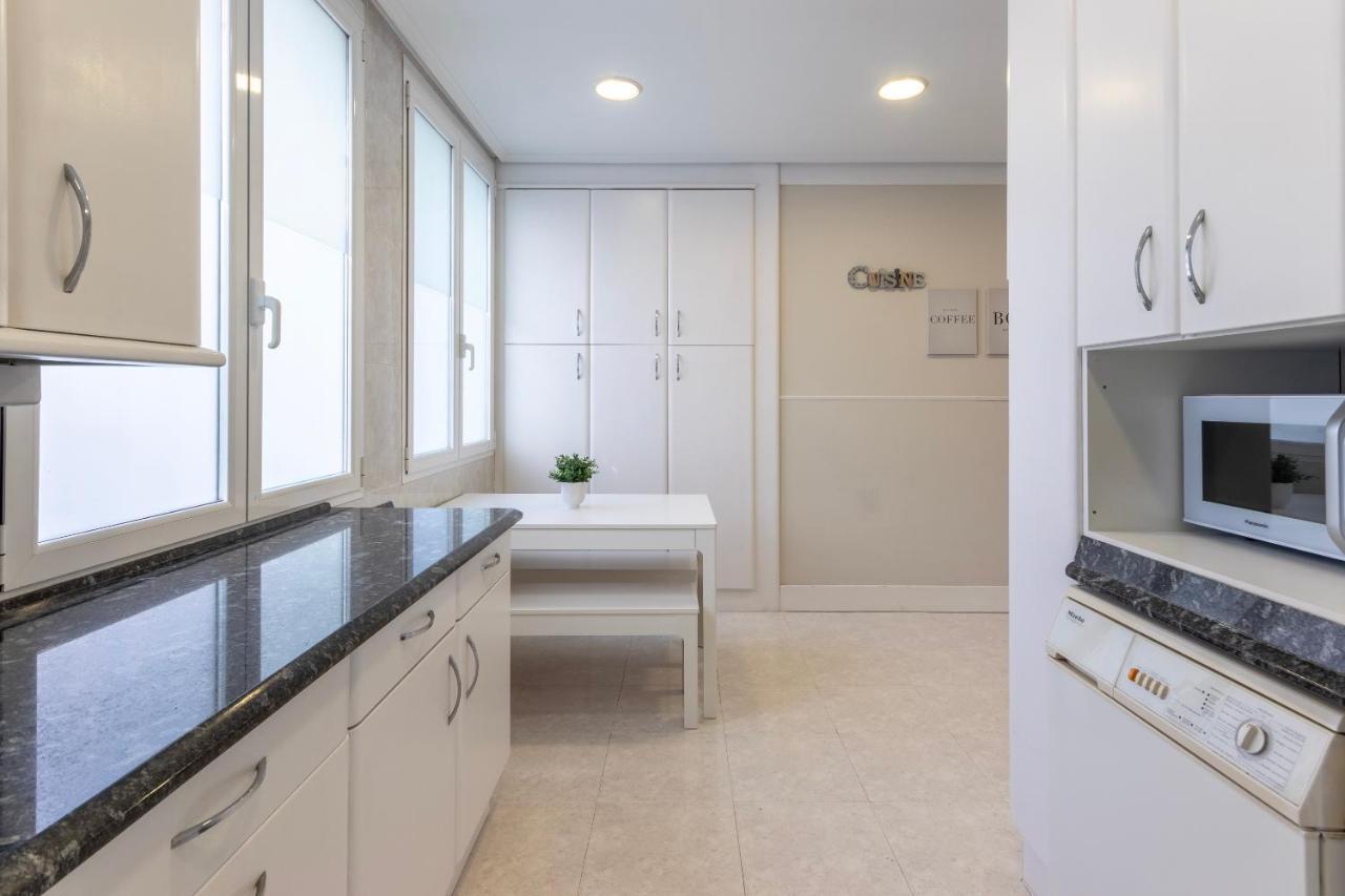 Akomodat En Apartamento En El Centro De Bilbao Con Parking 외부 사진