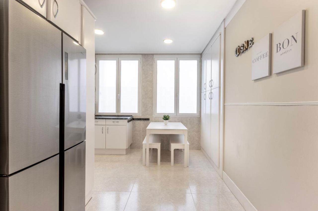 Akomodat En Apartamento En El Centro De Bilbao Con Parking 외부 사진